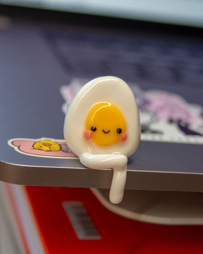Eggbert (leggy eggy) figurine